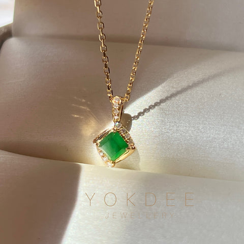 Icy A-Grade Imperial Green Jadeite Pendant (Princess Charlotte) No.172106