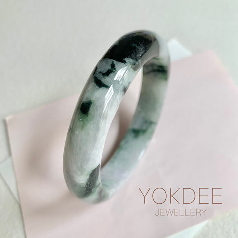 59.5mm A-Grade Natural Bluish Floral Modern Round Bangle No. 600173
