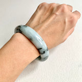 58.8mm A-Grade Natural Floral Modern Round Bangle No. 600174