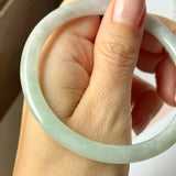 59.9mm A-Grade Natural Light Green Lavender Jadeite Traditional Round Slim Cut Bangle No.152117