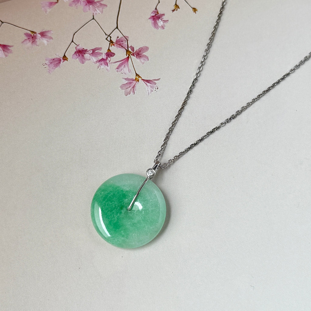 A-Grade Natural Moss On Snow Jadeite Donut No.172604