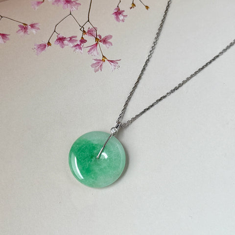 A-Grade Natural Moss On Snow Jadeite Donut No.172604