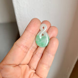A-Grade Natural Moss On Snow Jadeite Eternity Knot No.8 Pendant No.172590