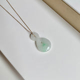 A-Grade Natural Moss On Snow Jadeite Eternity Knot No.8 Pendant No.172592
