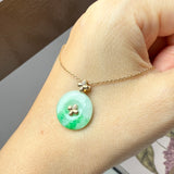 A-Grade Moss On Snow Jadeite D.Petals Lilac Flower Donut Pendant No.172623