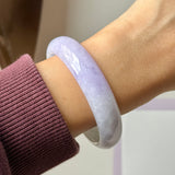 56.8mm A-Grade Natural Lavender Green Jadeite Modern Oval Bangle No.152061