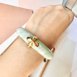 56.3mm A-Grade Natural Light Green Jadeite Modern Round Bangle with V.Petals Embellishment No.151976