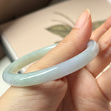52.6mm A-Grade Natural Light Lavender Green Jadeite Traditional Round Bangle No.152098