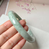 SOLD OUT: 66.8mm A-Grade Light Green Jadeite Modern Round Bangle No.152187