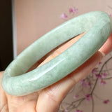 66.8mm A-Grade Light Green Jadeite Modern Round Bangle No.152188