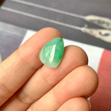 8.2 cts A-Grade Natural Moss On Snow Jadeite Fancy Shape (Triangle) No.130414