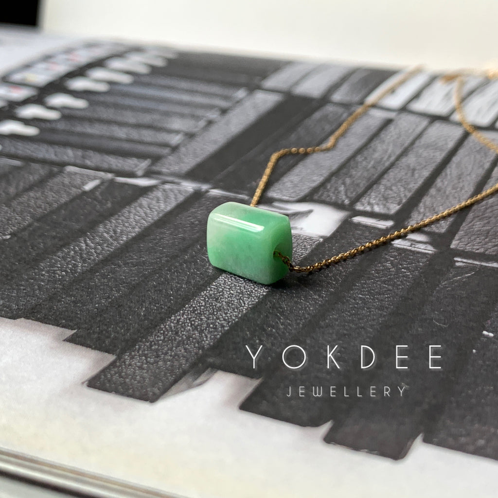 A-Grade Natural Moss On Snow Jadeite Barrel No.172250