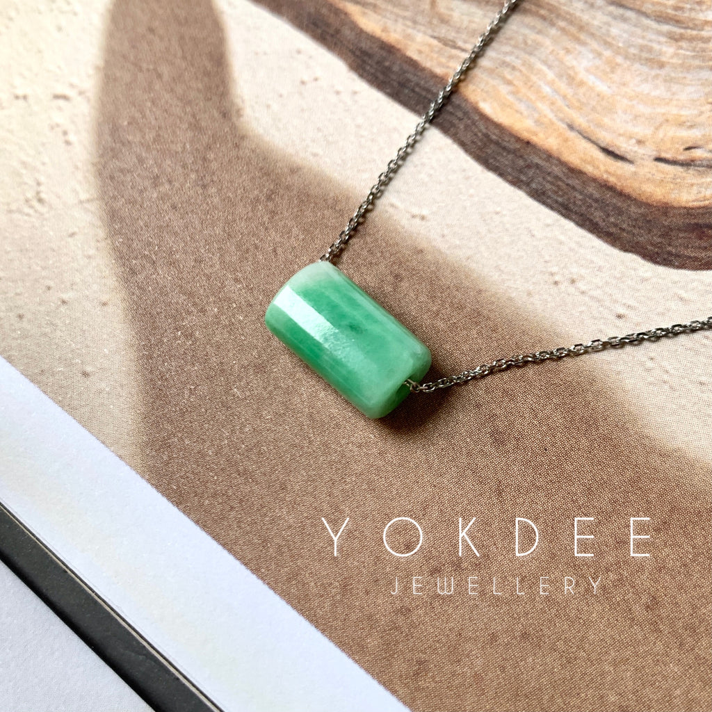 A-Grade Natural Moss On Snow Jadeite Barrel No.172270