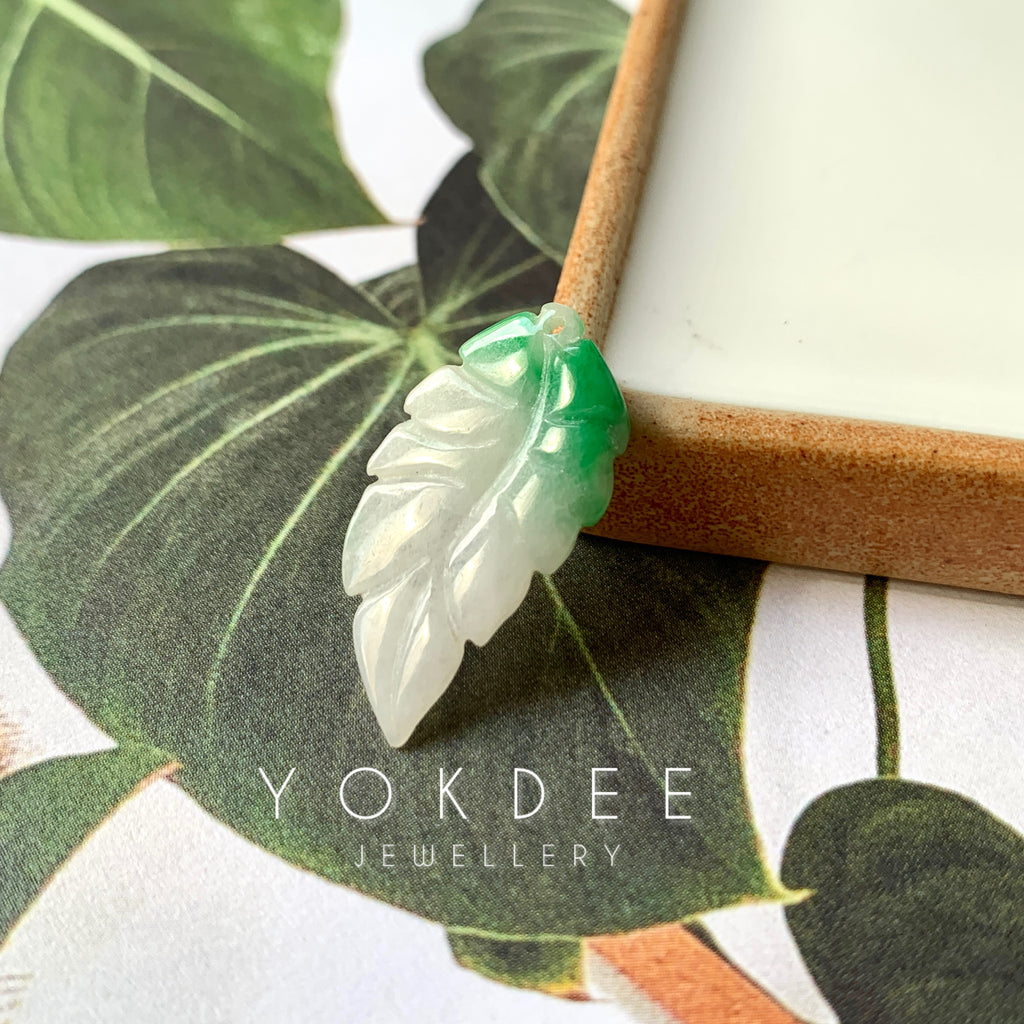 A-Grade Moss On Snow Jadeite Leaf Pendant No.172280