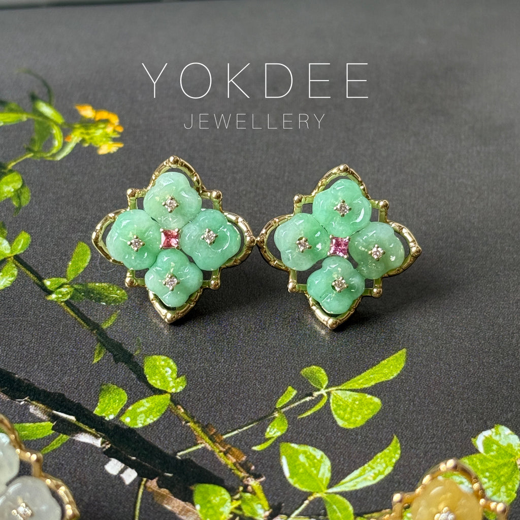 A-Grade Natural Moss On Snow Jadeite Osmantus Flower Stud Earring No. 180881