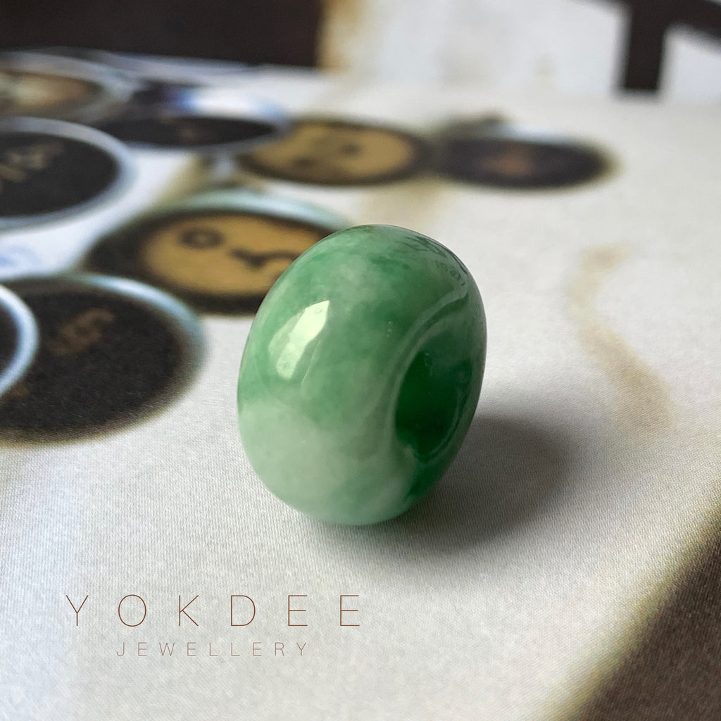 A-Grade Natural Moss on Snow Jadeite Barrel No.172129