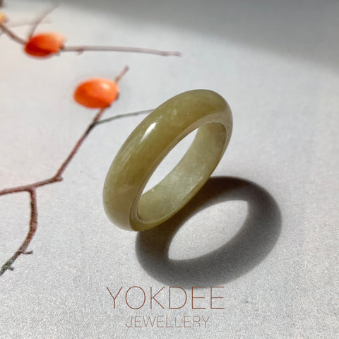 17.8mm A-Grade Natural Yellowish Green Jadeite Ring Band No. 161878