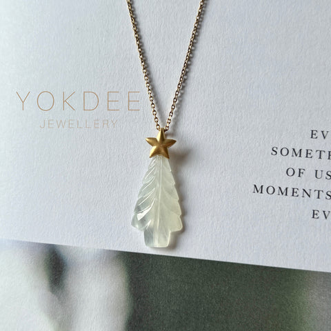 Icy A-Grade Jadeite Christmas Tree Pendant No.172514