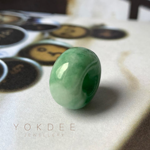 A-Grade Natural Moss on Snow Jadeite Barrel No.172129