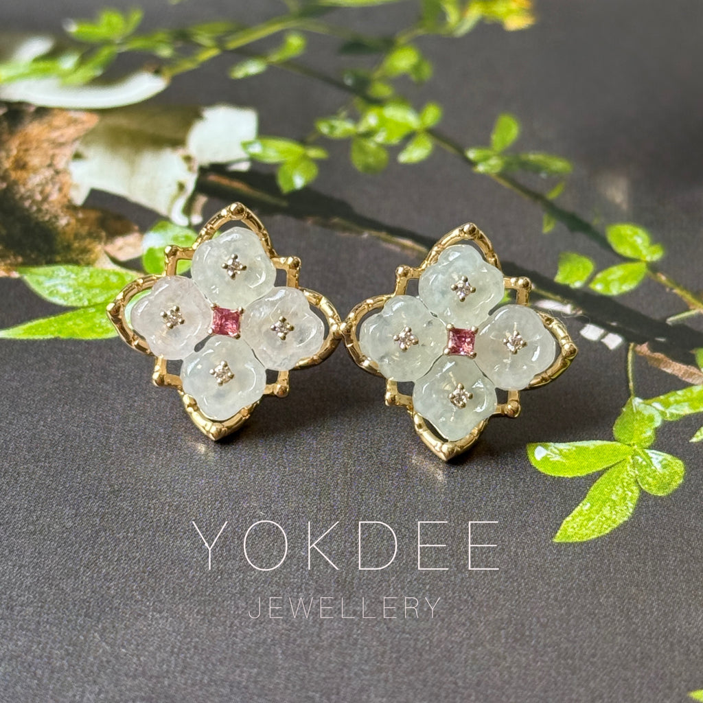 Icy A-Grade Natural Jadeite Osmantus Flower Stud Earring No. 180883