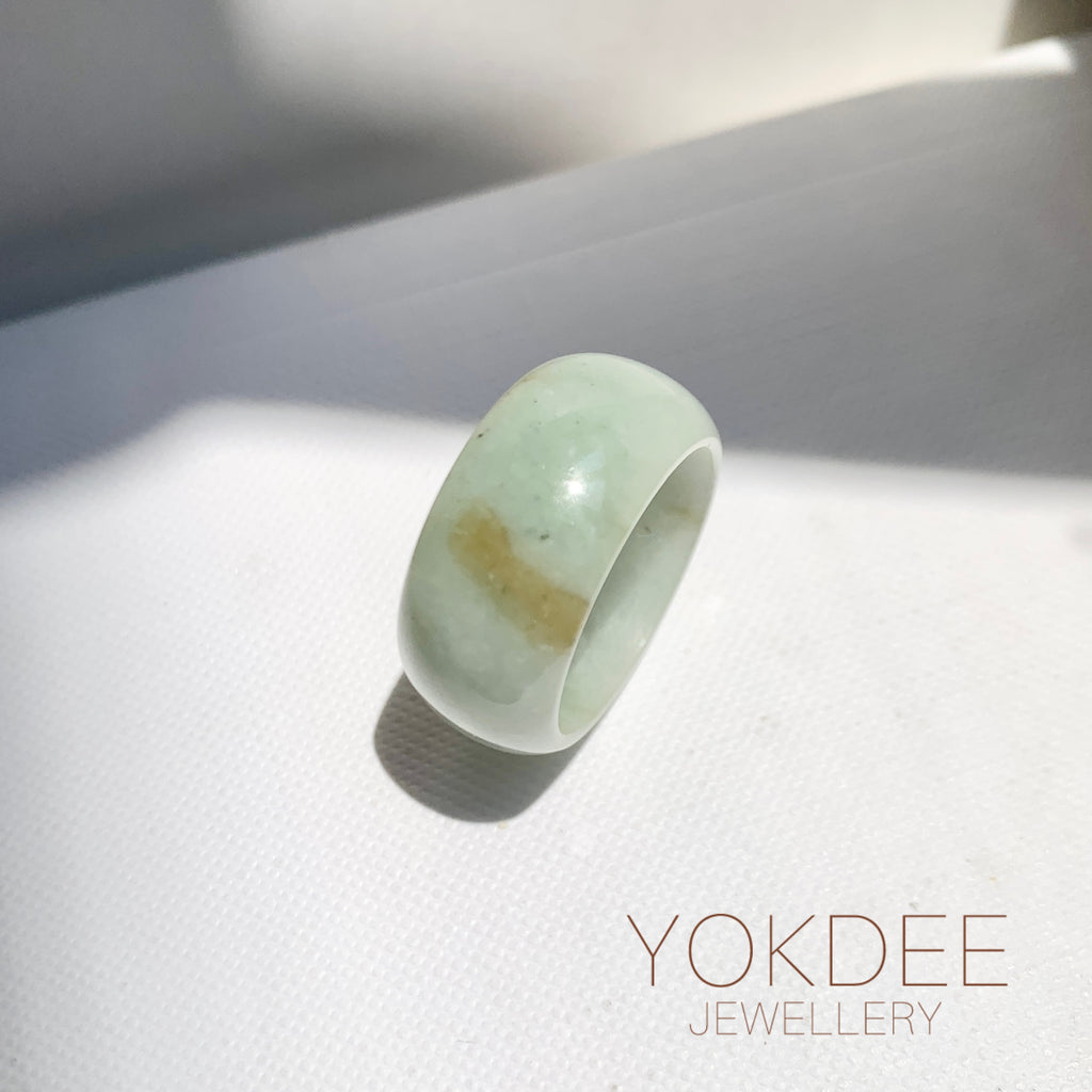 19.3mm A-Grade Natural Light Green Jadeite Ring Band No: 161560