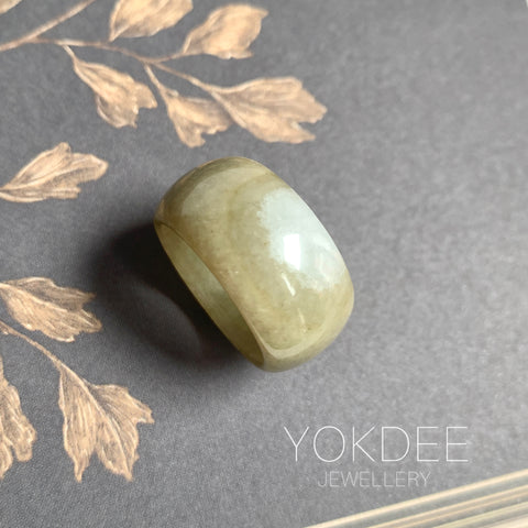 19.2mm A-Grade Natural Yellowish Green Jadeite Ring Band No: 161668