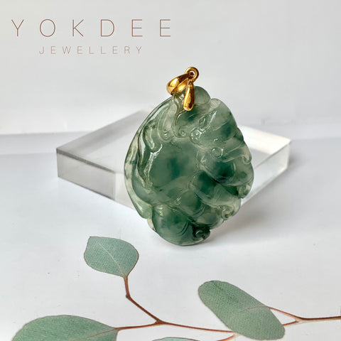 SOLD OUT: A-Grade Floral Jadeite Buddha's Hand Bat Pendant No.600114