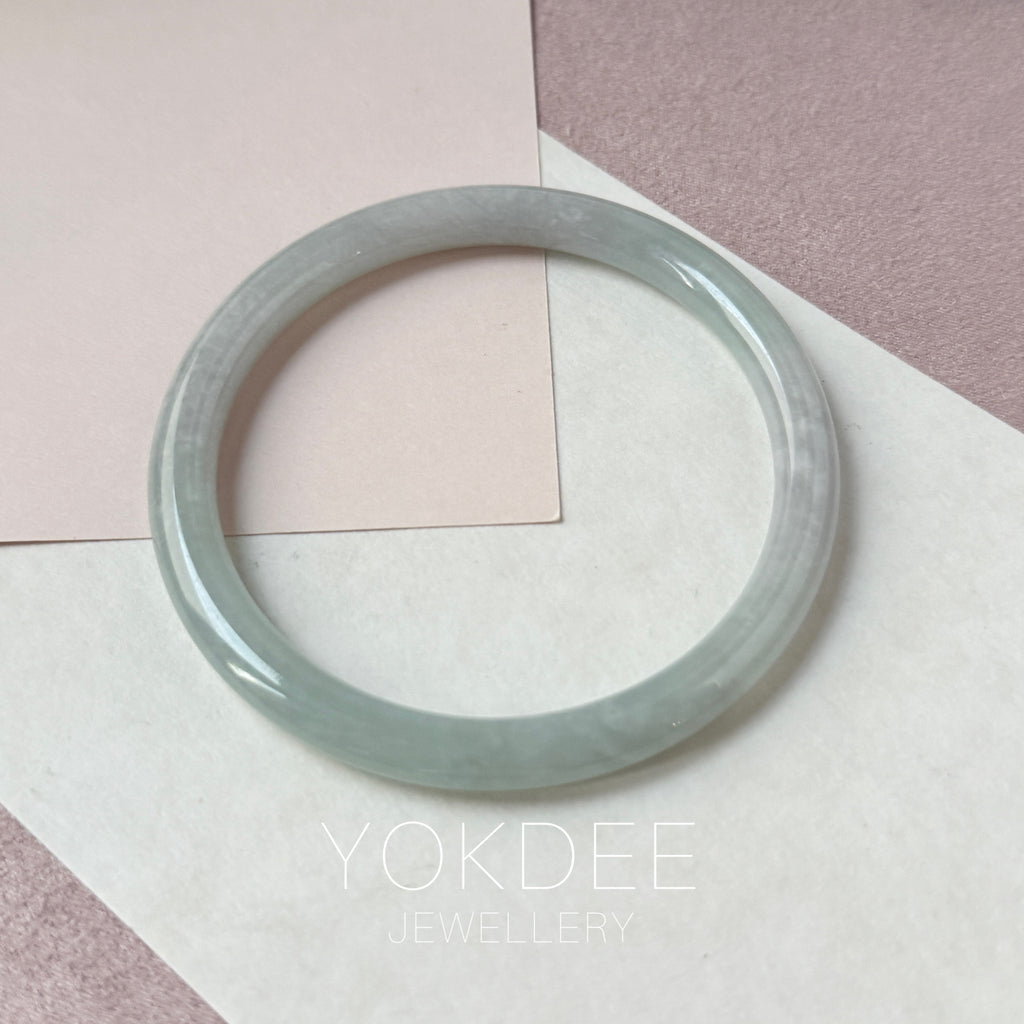 59.6mm A-Grade Natural Light Green Lavender Jadeite Traditional Round Slim Cut Bangle No. 152134