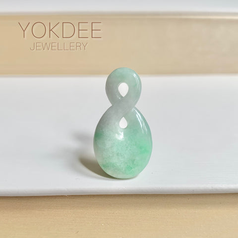 A-Grade Natural Moss On Snow Jadeite Eternity Knot No.8 Pendant No.172285