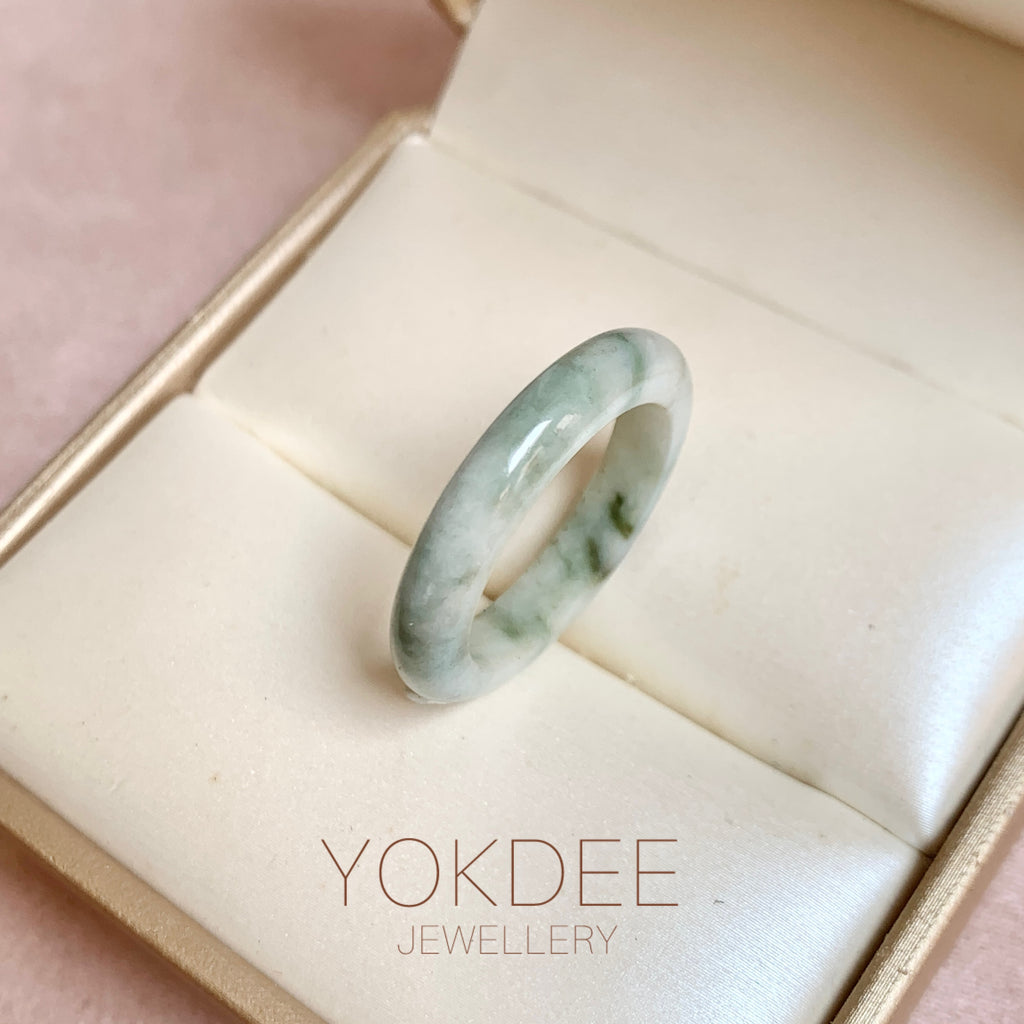 19.3mm A-Grade Bluish Floral Jadeite Ring Band No. 161654