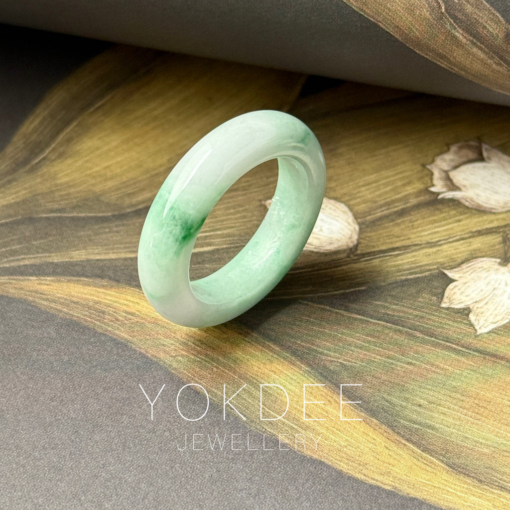 19.2mm A-Grade Natural Moss On Snow Jadeite Ring Band No.162543