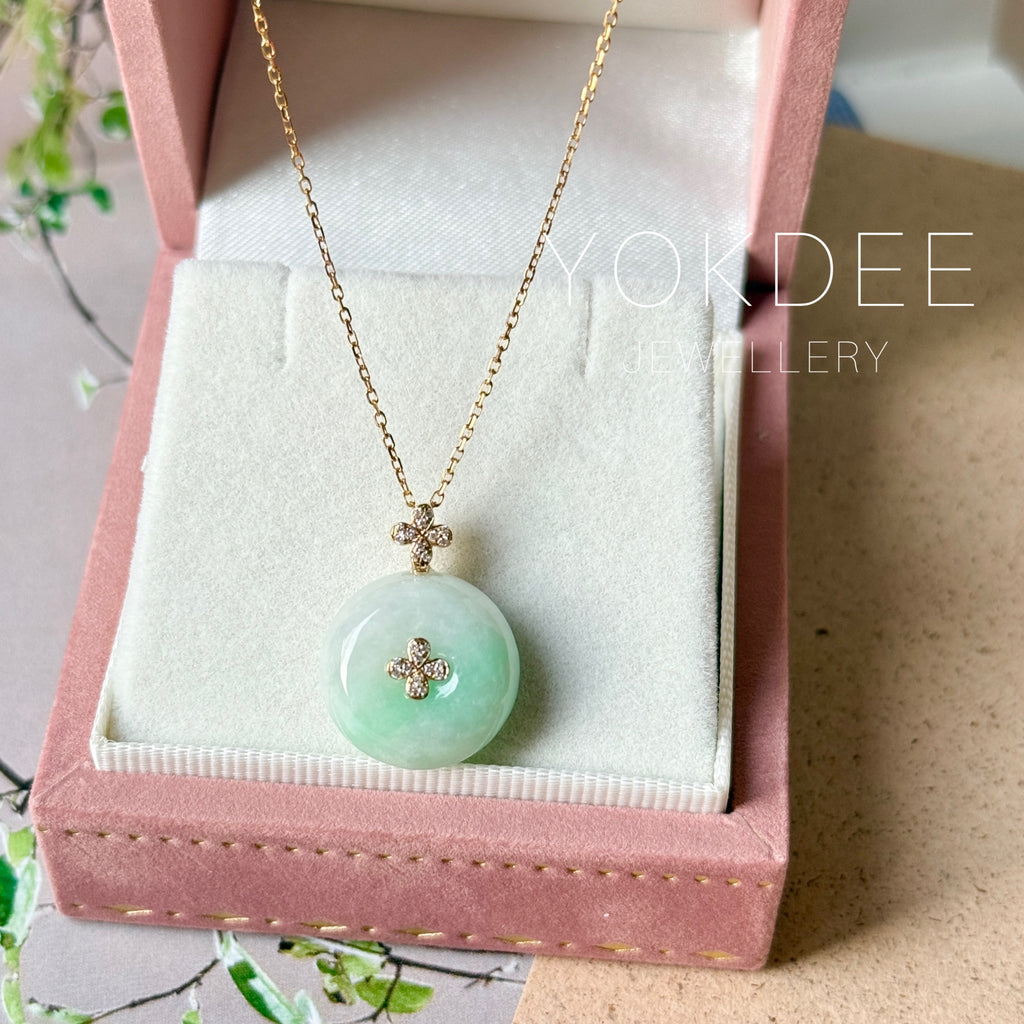 A-Grade Moss On Snow Jadeite P.Petals Lilac Flower Donut Pendant No.173009