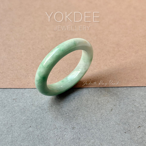 20.1mm A-Grade Natural Moss On Snow Jadeite Ring Band No.162531