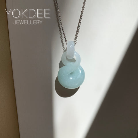 A-Grade Natural Light Bluish Green Jadeite Eternity Knot No.8 Pendant No.172596