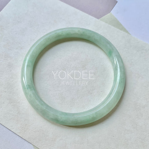54.7mm A-Grade Natural Moss On Snow Jadeite Traditional Round Bangle No.152071