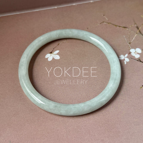 58.6mm A-Grade Natural Sage Green Jadeite Traditional Round Bangle No. 152173