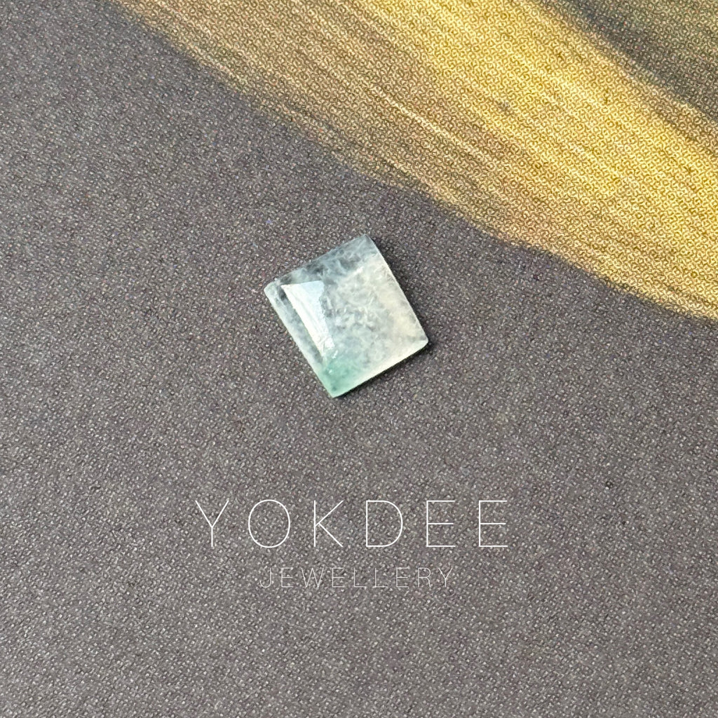 0.65 cts Icy A-Grade Natural Jadeite Sugarloaf No.130497