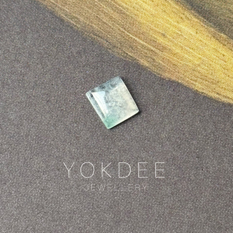0.65 cts Icy A-Grade Natural Jadeite Sugarloaf No.130497