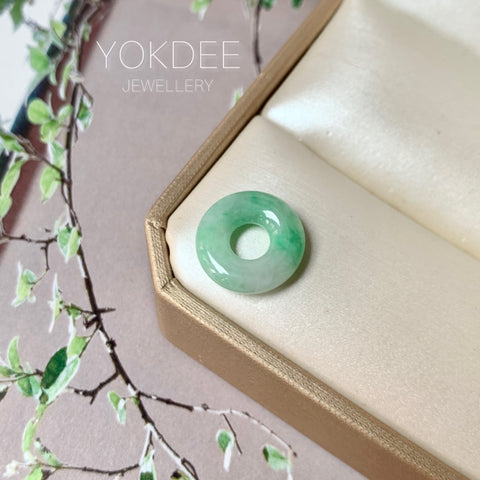 A-Grade Natural Moss On Snow Jadeite Bagel No.172879