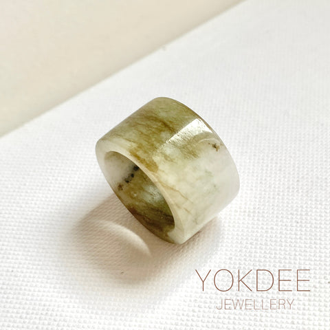 17.2mm A-Grade Natural Yellowish Green White Jadeite Archer Ring Band No. 161922