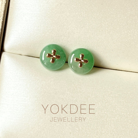 SOLD OUT: A-Grade Natural Apple Green Jadeite Donut Stud Earring (Lilac Flower) No. 180153