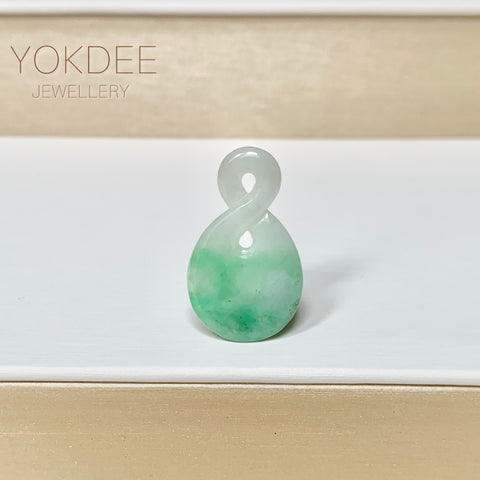 A-Grade Natural Moss On Snow Jadeite Eternity Knot No.8 Pendant No.172590