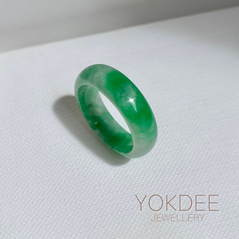 17.8mm A-Grade Natural Imperial Green Jadeite Ring Band No.162493