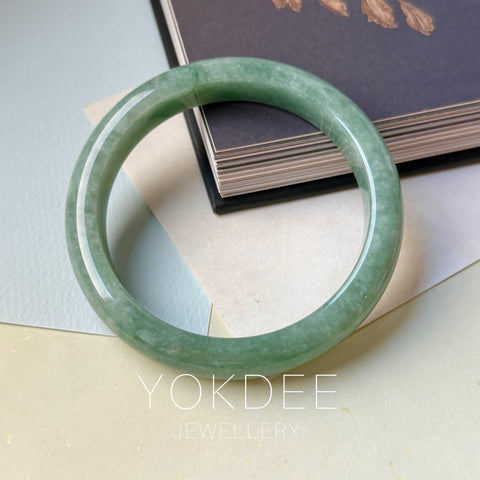 64.6mm A-Grade Bluish Green Jadeite Modern Round Bangle No.152147