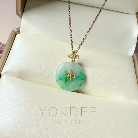 A-Grade Moss On Snow Jadeite M.Petals Lilac Flower Donut Pendant No.172617