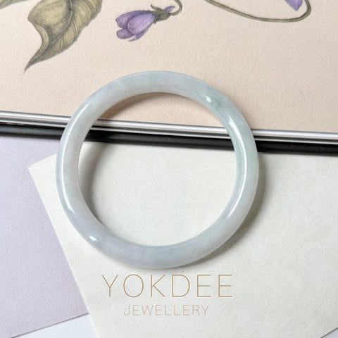 56.2mm A-Grade Natural Lavender Green Jadeite Traditional Round Bangle No.152079