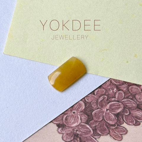 2.12 cts A-Grade Natural Yellow Jadeite Saddle No.130502