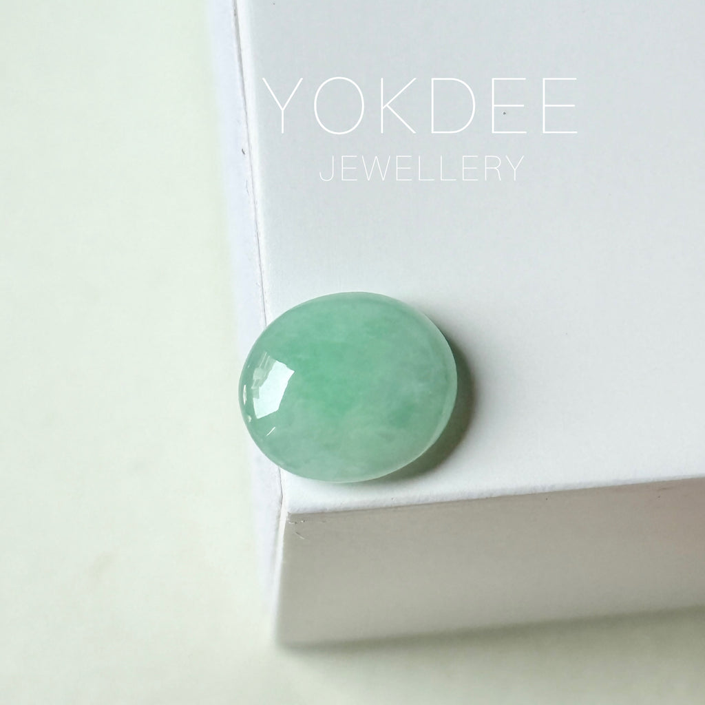 4.75 cts A-Grade Natural Moss On Snow Jadeite Oval Cabochon No.130535