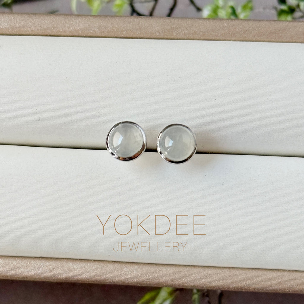 Icy A-Grade Natural White Jadeite MINI.malist Stud Earrings No. 180766