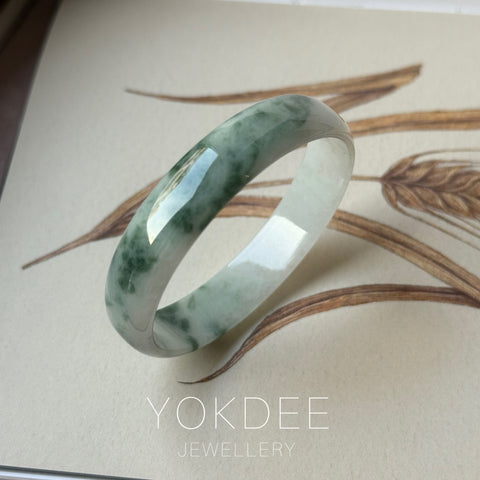 52.6mm A-Grade Natural Bluish Floral Modern Round Bangle No. 152105